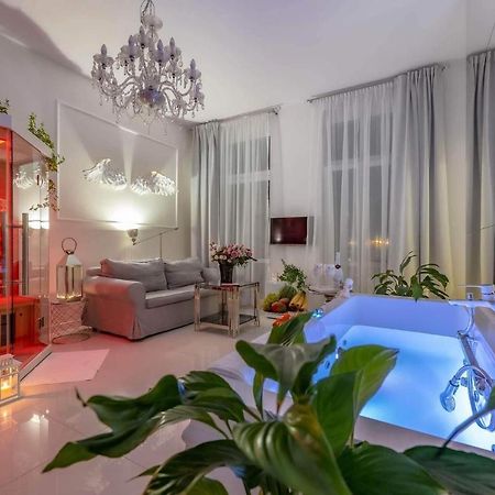 Apartament Sensual Sauna&Jacuzzi Poznan Stare Miasto Exterior photo